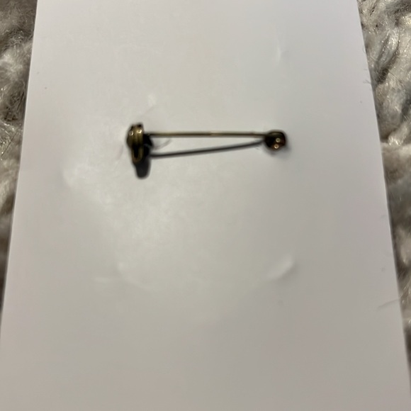 Brooch - Picture 2 of 2